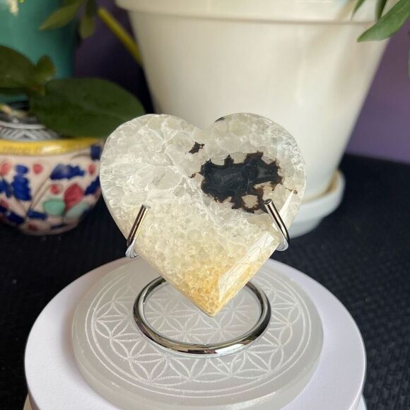 Quartz Crystal Heart with Black Agate and Golden Healer‎ on Stand - Picture 1 of 14